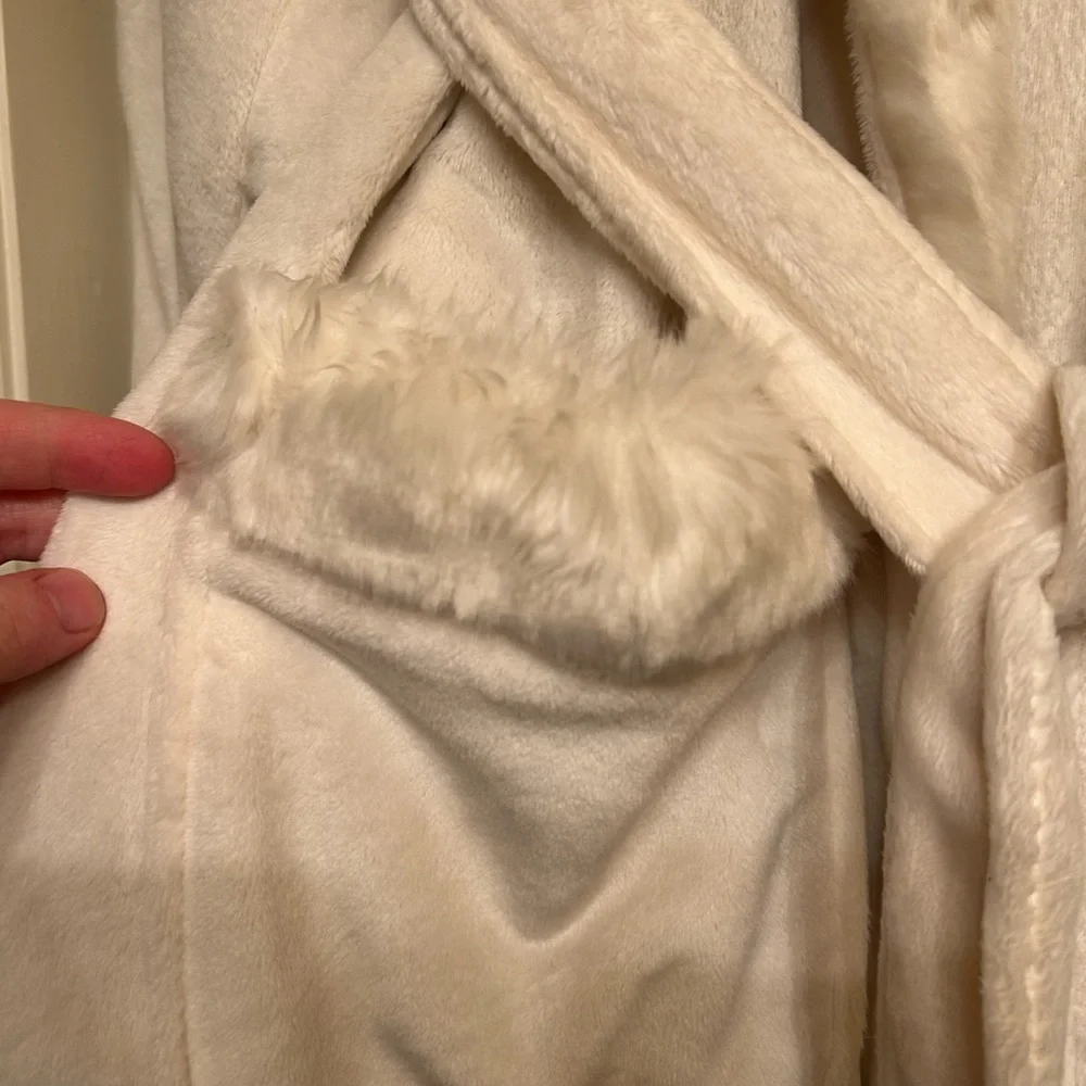 Like New Pottery Barn Hooded Plush Robe with Faux Fur Interior - Picture 3 of 11